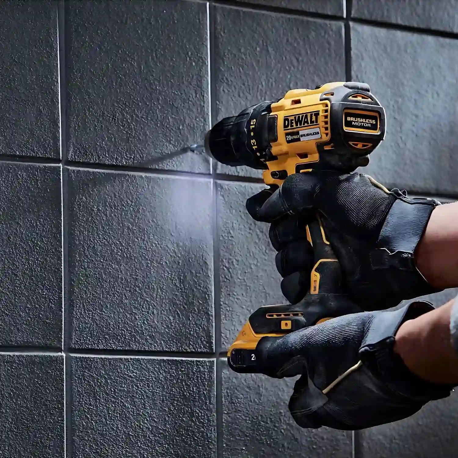 Taladro Atornillador 1/2" DEWALT 20V MAX + 2 Baterías 2.0 AH y Cargador - DCD7771D2-B2